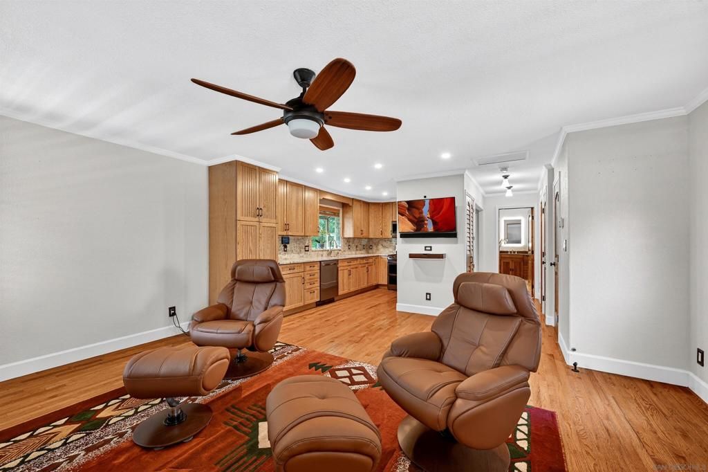 Image 18 of property listing at 2020 Prospect Pl., Julian, CA 92036