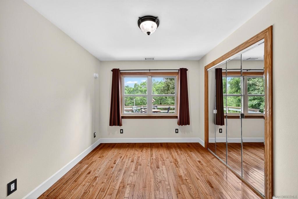 Image 22 of property listing at 2020 Prospect Pl., Julian, CA 92036