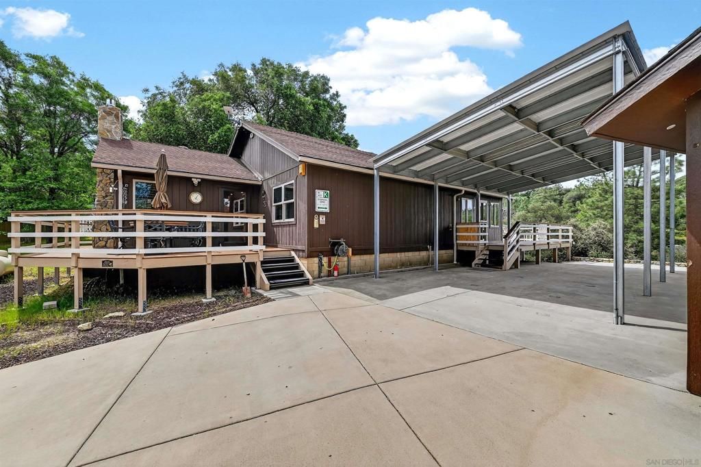 Image 5 of property listing at 2020 Prospect Pl., Julian, CA 92036