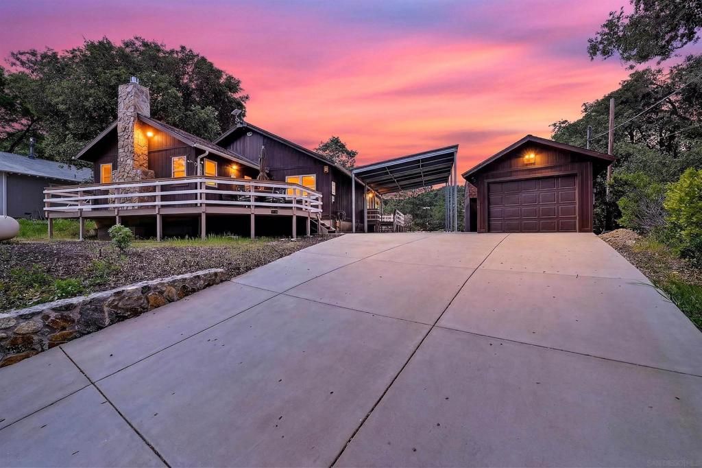 Image 6 of property listing at 2020 Prospect Pl., Julian, CA 92036