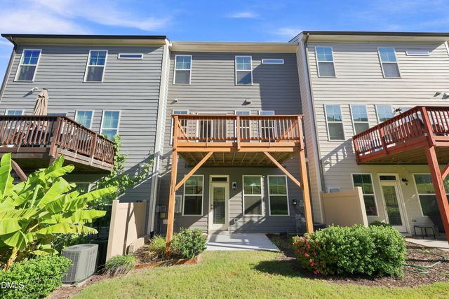 939 Dalton Ridge Place, Apex, NC 27523