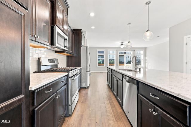 939 Dalton Ridge Place, Apex, NC 27523