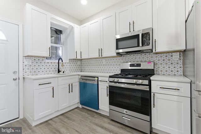 2248 S DARIEN ST, Philadelphia, PA 19148