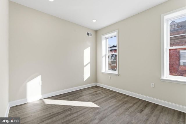 2248 S DARIEN ST, Philadelphia, PA 19148