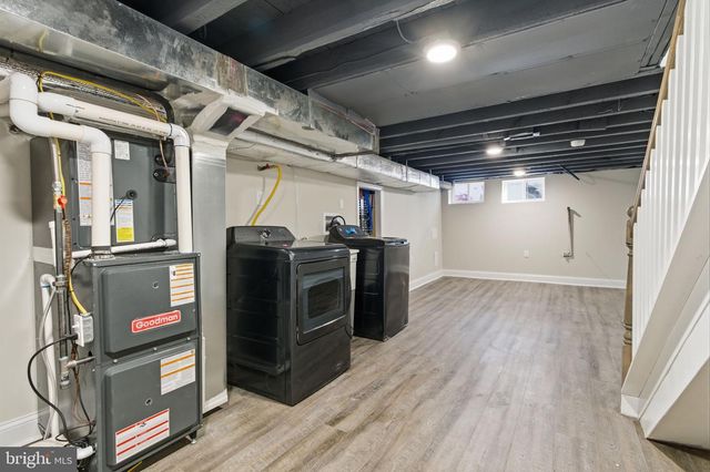 2248 S DARIEN ST, Philadelphia, PA 19148