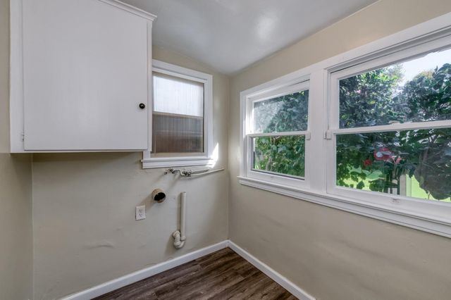 2004 N Maple Avenue, Fresno, CA 93703