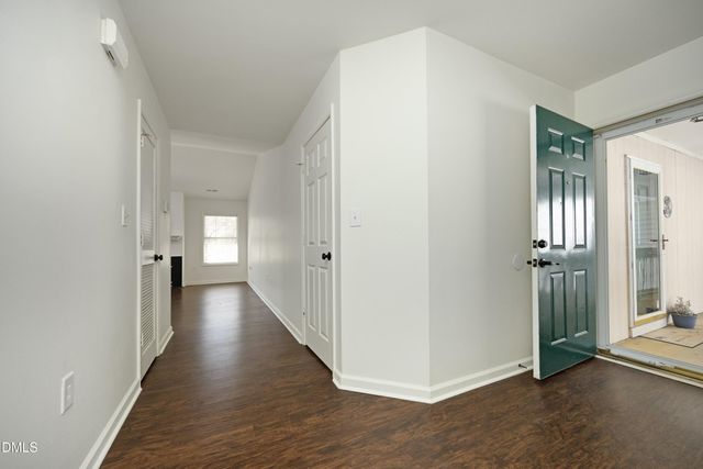 521 Renshaw Court, Cary, NC 27518