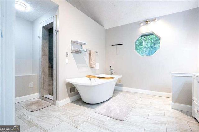 2749 Fieldstone Drive SE, Conyers, GA 30013