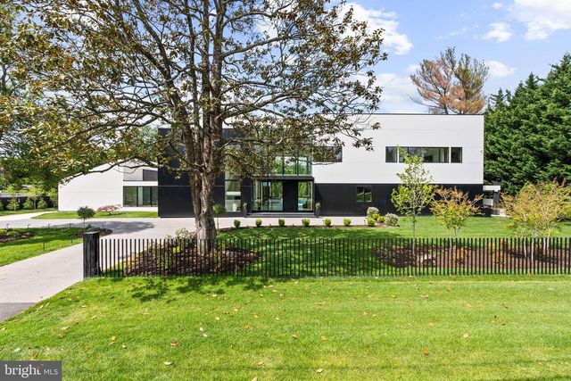 8970 BROOK ROAD, Mclean, VA 22102