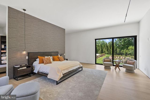 8970 BROOK ROAD, Mclean, VA 22102