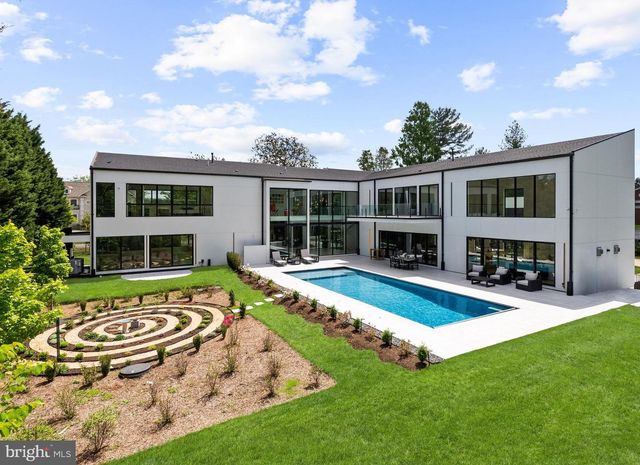 8970 BROOK ROAD, Mclean, VA 22102