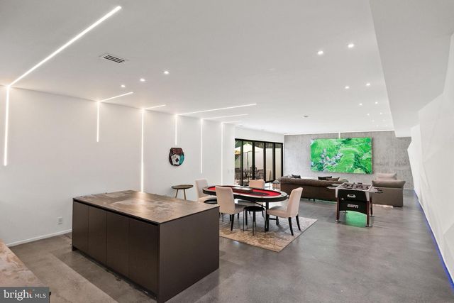 8970 BROOK ROAD, Mclean, VA 22102