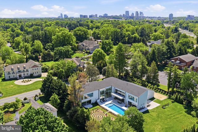 8970 BROOK ROAD, Mclean, VA 22102