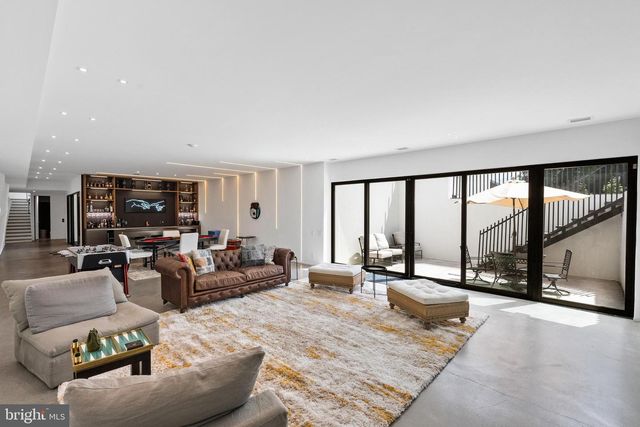 8970 BROOK ROAD, Mclean, VA 22102