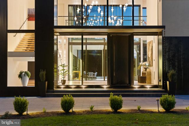 8970 BROOK ROAD, Mclean, VA 22102