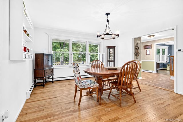 87 Mott Farm Road, Tomkins Cove, NY 10986