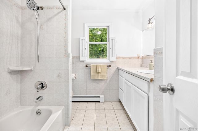 87 Mott Farm Road, Tomkins Cove, NY 10986