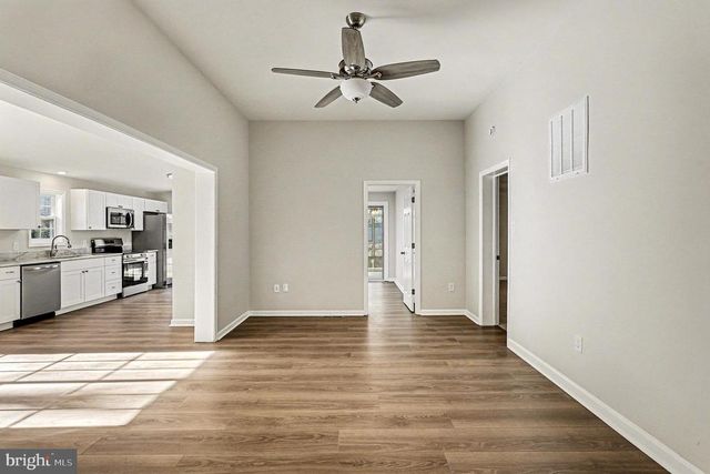 8610 FLIPPO DR, Fredericksburg, VA 22408