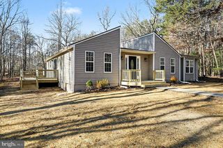 8610 FLIPPO DR, Fredericksburg, VA 22408