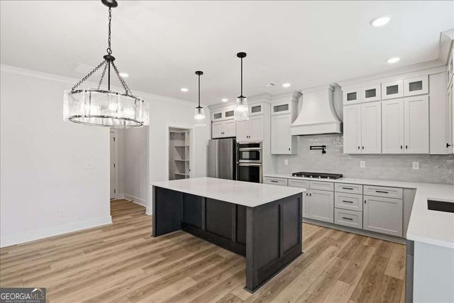 1503 Reserve Glen Drive, Lawrenceville, GA 30043