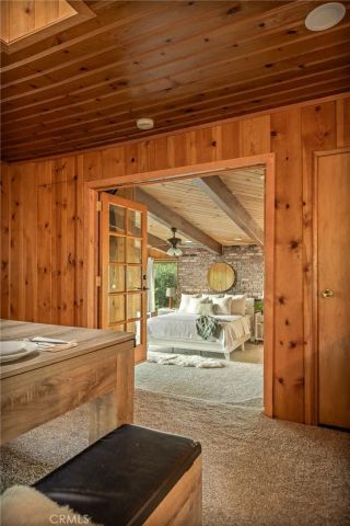 24251 Great View Drive, Crestline, CA 92325