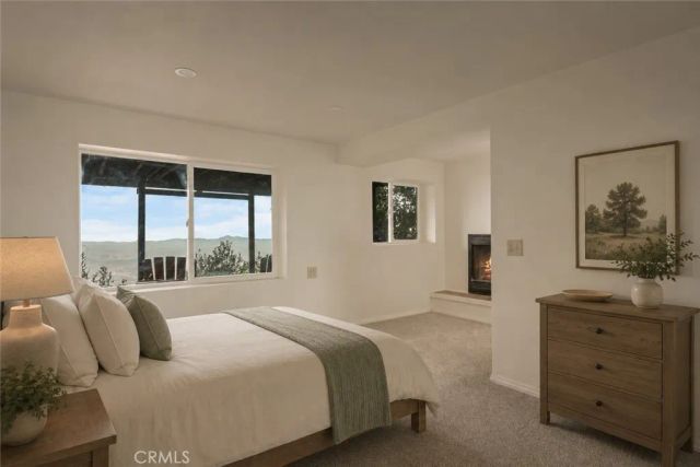 24251 Great View Drive, Crestline, CA 92325