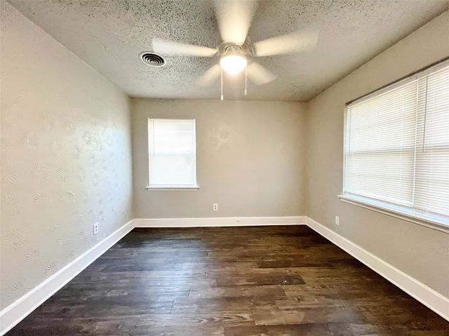 5301 Mansel Lane, Fort Worth, TX 76134