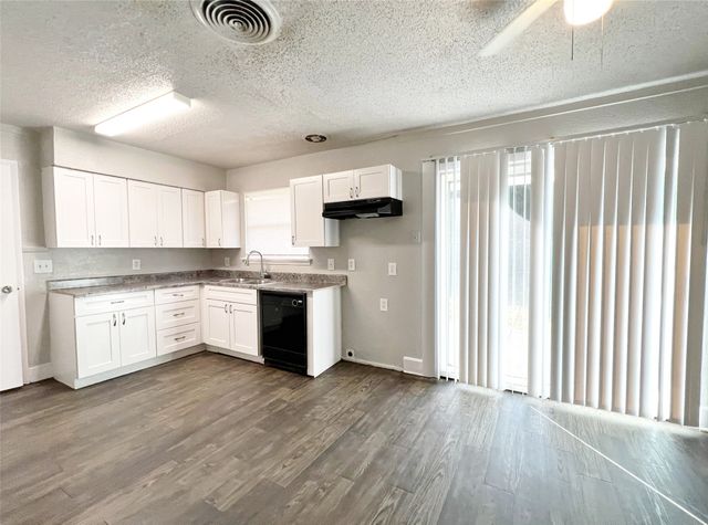 5301 Mansel Lane, Fort Worth, TX 76134