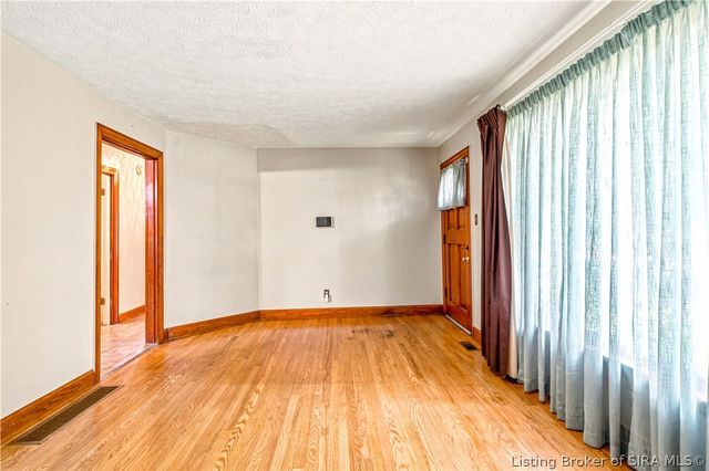 1113 Highland Drive, Jeffersonville, IN 47130
