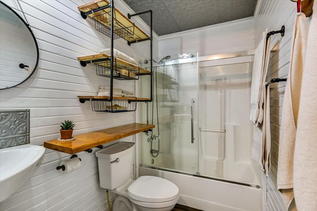 1363 MONTELL RD, Wimberley, TX 78676
