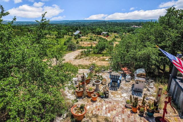 1363 MONTELL RD, Wimberley, TX 78676