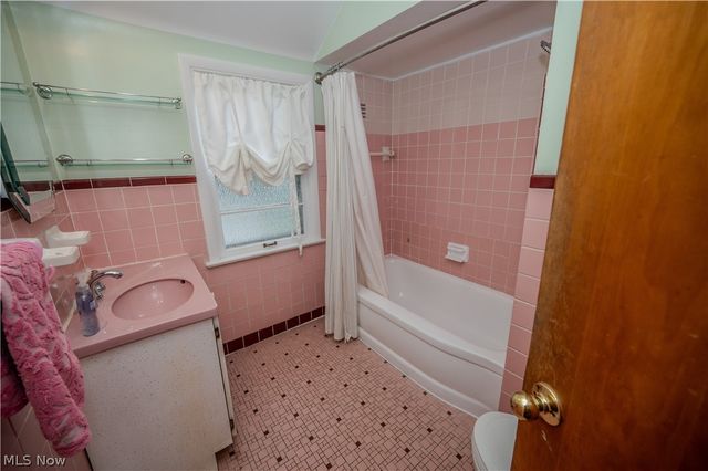 3802 Covington Road, South Euclid, OH 44121