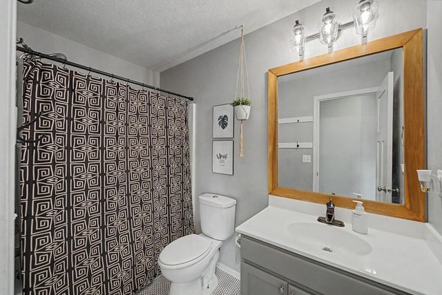701 Lincoln Street SE, Bondurant, IA 50035