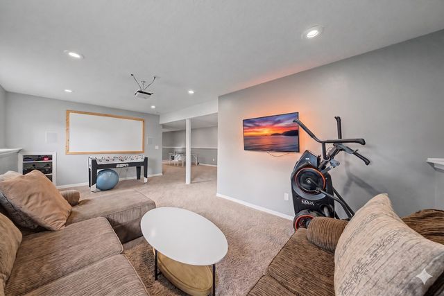 701 Lincoln Street SE, Bondurant, IA 50035