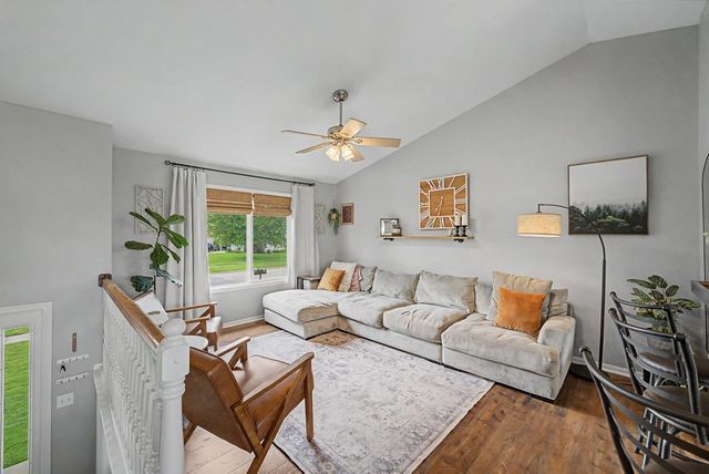 701 Lincoln Street SE, Bondurant, IA 50035