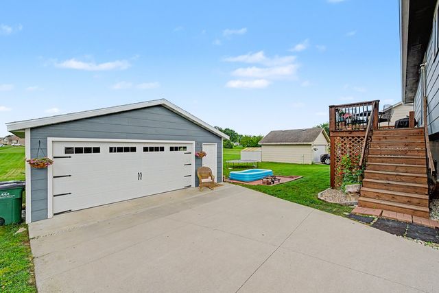 701 Lincoln Street SE, Bondurant, IA 50035