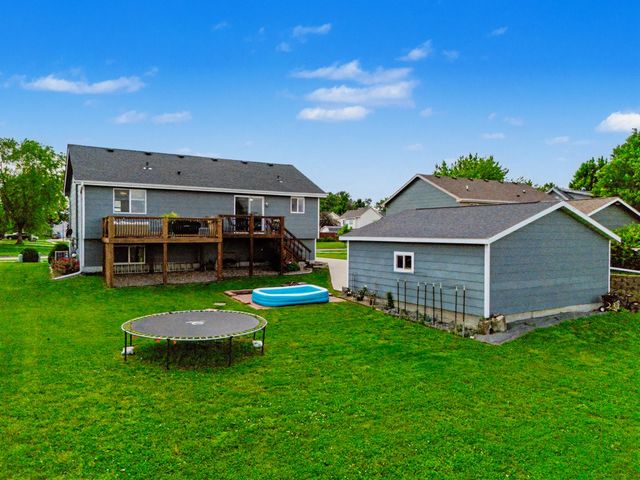 701 Lincoln Street SE, Bondurant, IA 50035
