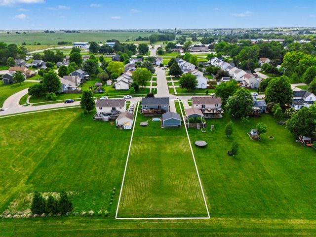 701 Lincoln Street SE, Bondurant, IA 50035