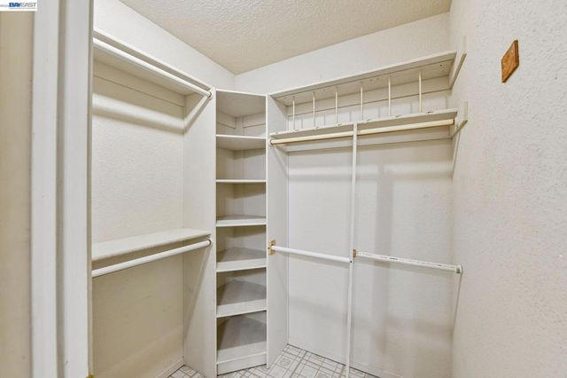 787 Chenin Blanc Dr, Manteca, CA 95337