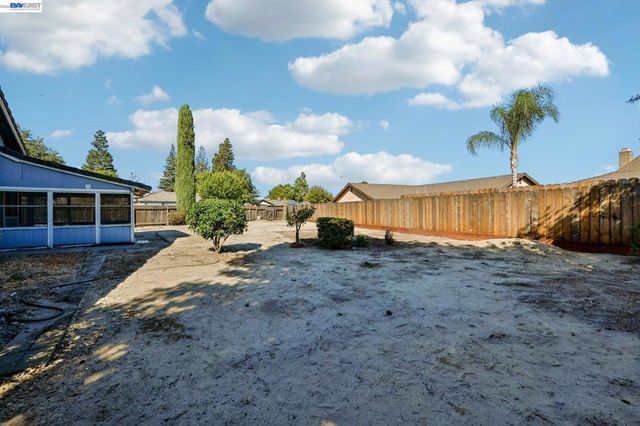 787 Chenin Blanc Dr, Manteca, CA 95337