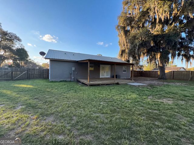 607 Dallas Circle, Folkston, GA 31537