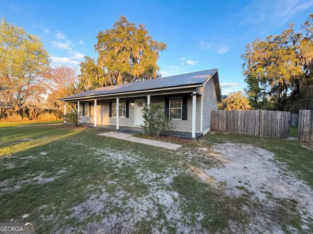 607 Dallas Circle, Folkston, GA 31537