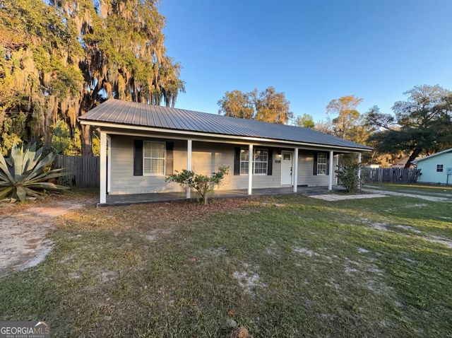 607 Dallas Circle, Folkston, GA 31537