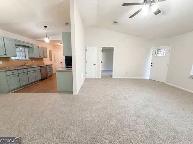 607 Dallas Circle, Folkston, GA 31537