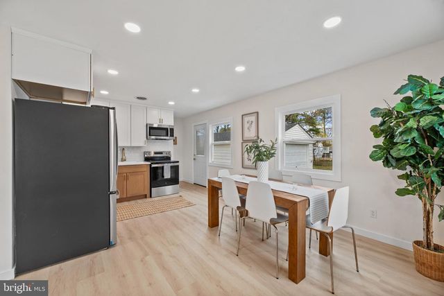 9401 ROMANCOKE RD, Stevensville, MD 21666