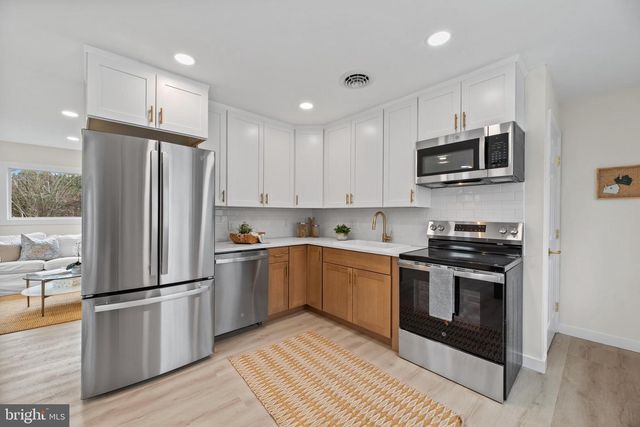 9401 ROMANCOKE RD, Stevensville, MD 21666