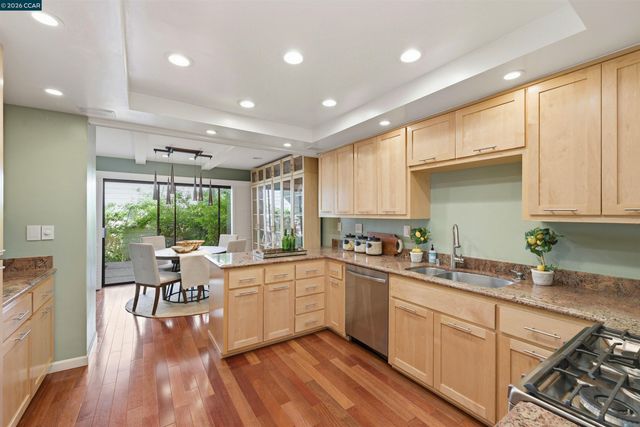 1442 Quail View Cir, Walnut Creek, CA 94597
