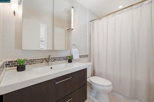 1442 Quail View Cir, Walnut Creek, CA 94597