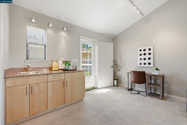 1442 Quail View Cir, Walnut Creek, CA 94597