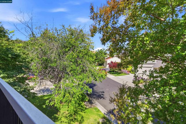 1442 Quail View Cir, Walnut Creek, CA 94597